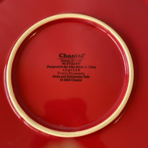 Chantal Red Talavera 1.5 qt Stoneware Bakeware. - Picture 7 of 7